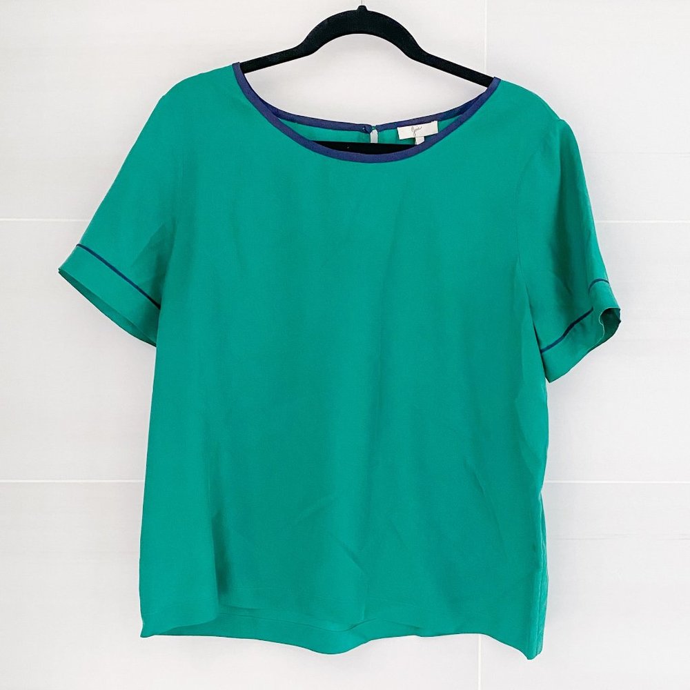 Joie 100% Silk Short Sleeve with Navy Trim